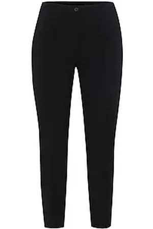 Emilia Lay Hose