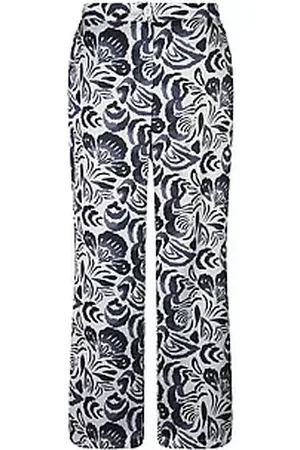Emilia Lay Hose
