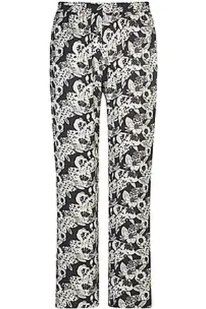 Anna Aura Hose