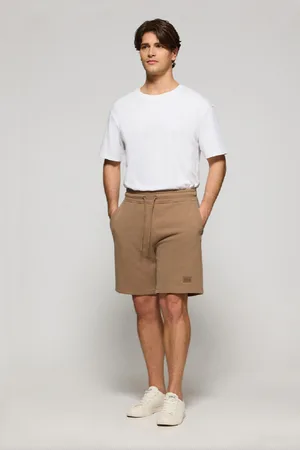 Polo Club® Bermuda Jonas Color Moca De Algodón Y Patrón Relaxed Fit Con Parche En Sarga Engomado - S
