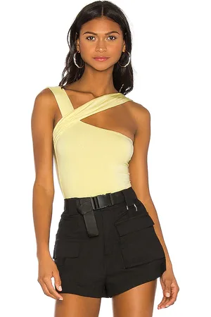 h:ours BODY MIT ASYMMETRISCHER SCHULTER HALSEY in . Size XL.