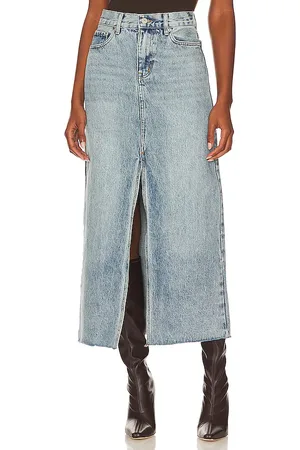 Steve Madden JEANSROCK AVANI in . Size 4, 6, 8.