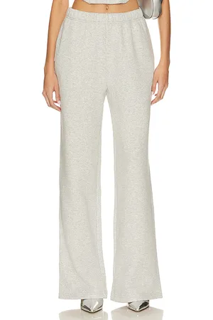 GOOD AMERICAN HOSE AUS GEBÜRSTETEM FLEECE MIT WEITEM BEIN in . Size 3X, 4X, 5X, L, M, S, XL, XS.