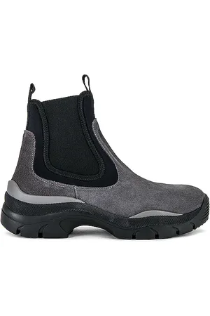 JOHN ELLIOTT BOOT in . Size 42, 43, 44, 45.