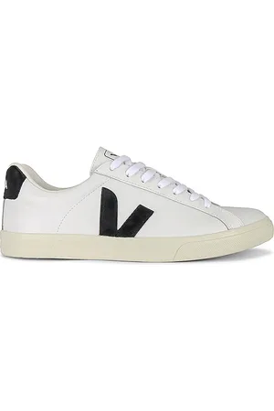 Veja SNEAKERS in . Size 40, 41, 42, 43, 44, 45, 46.