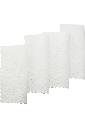 Chefanie SERVIETTEN EYELET DINNER NAPKINS SET OF 4 in .