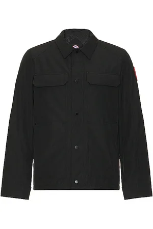 Canada Goose MANTEL in . Size S.