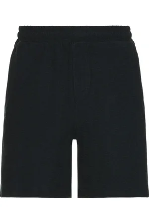 Beyond Yoga SHORTS in . Size M, S, XL/1X.