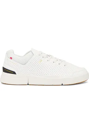 On Running SNEAKERS ROGER in . Size 7.5.
