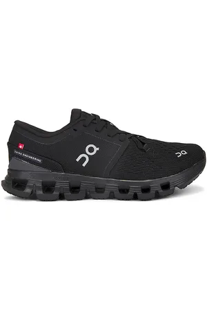 On Running SNEAKERS CLOUD X 4 in . Size 5.5, 9.5.
