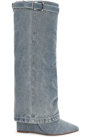 Steve Madden BOOT CORENNE in . Size 8, 9.