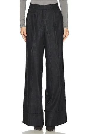 REMAIN HOSE in . Size 42.