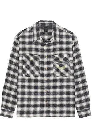 FORMER HEMD in . Size M, S, XL/1X.