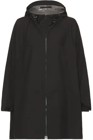 Tilley PONCHO in . Size S/M.