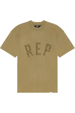 Represent SHIRT in . Size M, S, XL/1X.