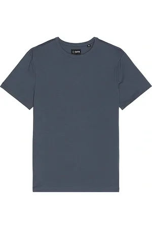 Cuts SHIRT CURVE HEM in . Size M, S, XL/1X.