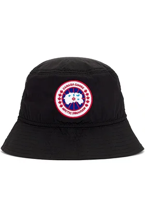 Canada Goose HUT in . Size M/L.