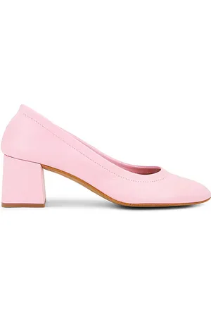 Intentionally blank SANDALETTEN SANDALS in . Size 37, 38, 40.