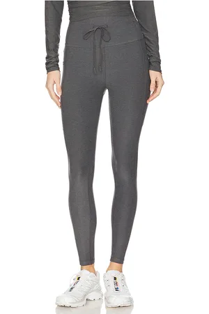 Beyond Yoga LEGGINGS, MID-WAIST SPACEDYE THE GO POCKET in . Size M, S, XL, XS.