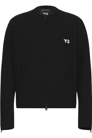 Y-3 JACKE M in . Size M, S, XL/1X.