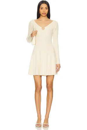 ASTR SWEATERKLEID SWEATER in . Size M, S, XL, XS.