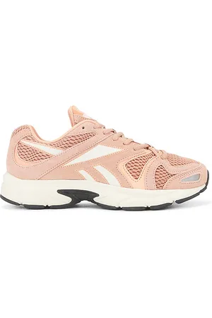 Reebok SNEAKERS in . Size 6, 6.5, 7, 7.5, 8, 8.5, 9, 9.5.