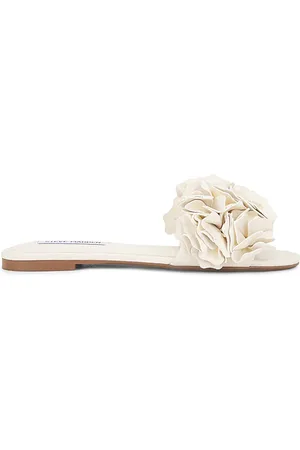 Steve Madden SANDALE FLO in . Size 6, 6.5, 7, 7.5, 8, 8.5, 9.5.