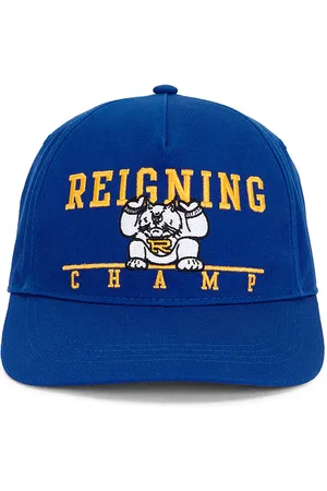 Reigning Champ KAPPE in .