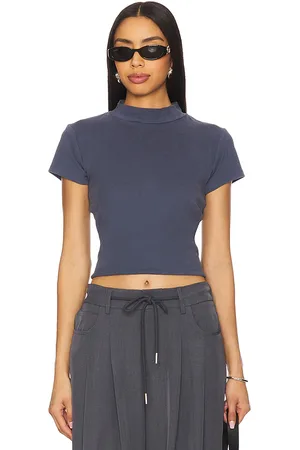 Bobi 1x1 Rib Mock Tee in . Size M, S, XS.
