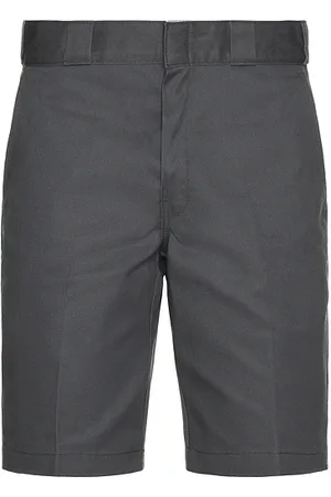 Dickies SHORTS in . Size 32, 34, 36.