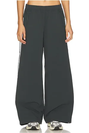 alo HOSEN in . Size S, XS.