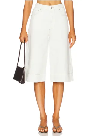 Paige SHORTS EVA in . Size 24, 25, 26, 27, 28, 29, 34.