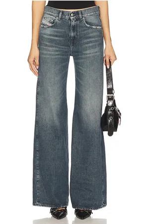 Diesel WEITER SCHNITT AKEMI in . Size 24, 25, 26, 27, 30.