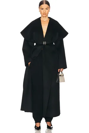 Helsa MANTEL THROW in . Size XL.