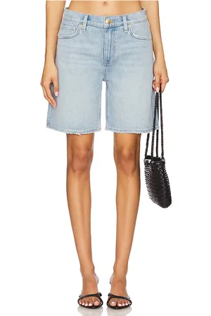 Hudson SHORTS BAYOU BOYFRIEND in . Size 26, 27, 28, 29, 31, 32.