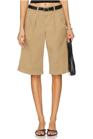 AMO DENIM BERMUDAS SHARON in . Size 24, 25, 26, 27, 28, 29, 30, 31, 32.