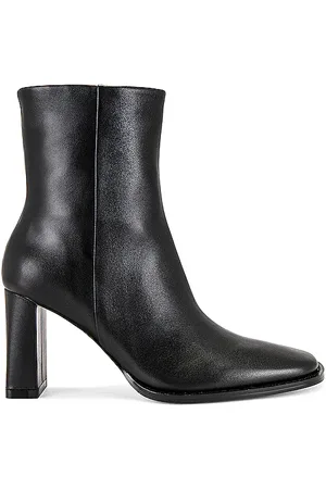 House of Harlow BOOT ROSETTA in . Size 7, 8.