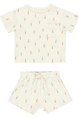 Quincy Mae Kids Boxy Pocket Tee & Short Set in . Size 18-24M, 2-3yr, 4-5yr.