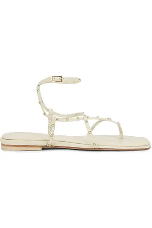 Freda Salvador SANDALE ALEXIA in . Size 7, 7.5, 8, 9, 9.5.