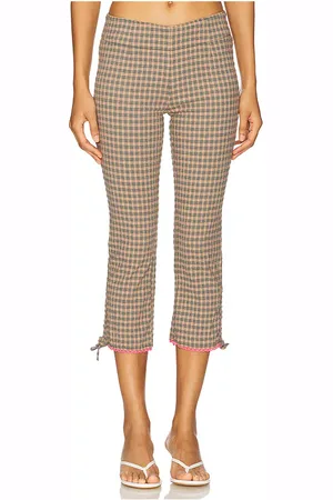Free People Feeling Flirty Slim Capri in . Size 10, 12, 2, 4, 6, 8.