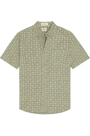 Faherty Short Sleeve Breeze Shirt in . Size M, S, XL/1X.