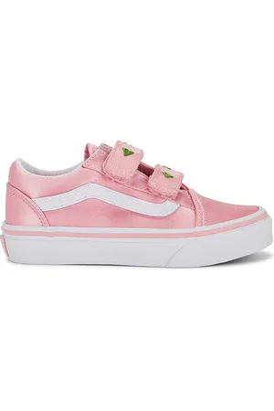 Vans Kids Old Skool V in . Size 11, 11.5, 12, 12.5, 13.