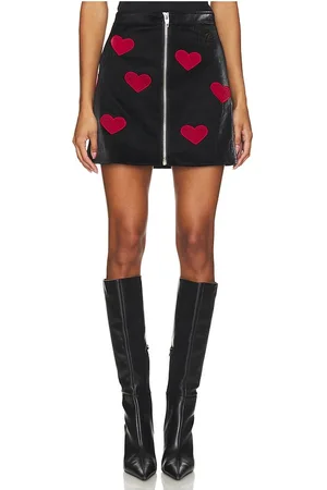 Cinq A Sept ROCK APPLIQUE HEARTS PALO in . Size 8.