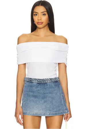 Sanctuary Off Shoulder Rib Tee in . Size M, S, XS.