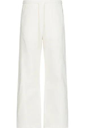 Saks Fifth Avenue WEITE HOSE SANDS in . Size M.