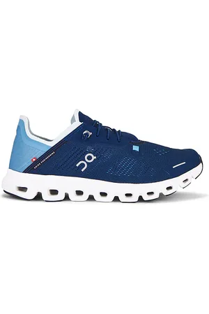 On Running SNEAKERS CLOUD 6 in . Size 10.5, 11, 11.5, 12, 12.5, 13, 7, 7.5, 8, 8.5, 9, 9.5.