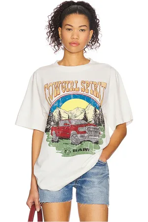 Philcos WEITES T-SHIRT RAM COWGIRL SPIRIT in . Size M, S, XL/1X.