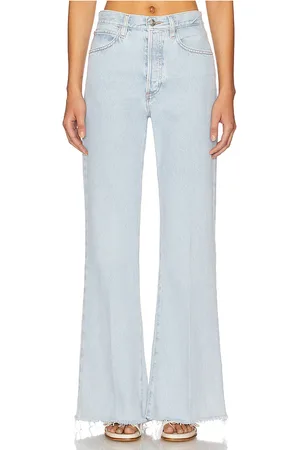 Frame AUSGESTELLTE HOSE LAX in . Size 26, 29, 30, 31, 32, 33, 34.