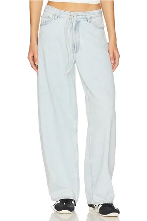 Samsøe Samsøe Saharper Belt Jeans in . Size 25, 26, 27, 28, 29, 30.