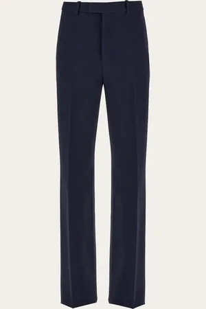 Salvatore Ferragamo Die Schneiderhose ist aus einem wunderschön fallenden Gewebe in reiner Schurwolle gefertigt